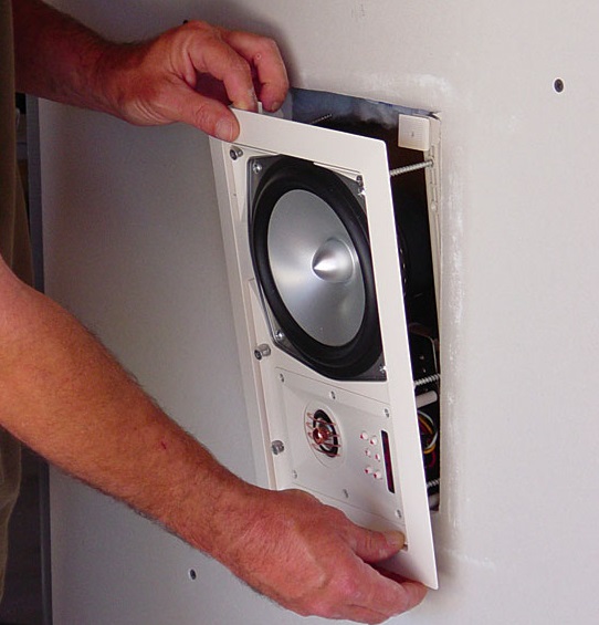 loa âm tường chất lượng cao