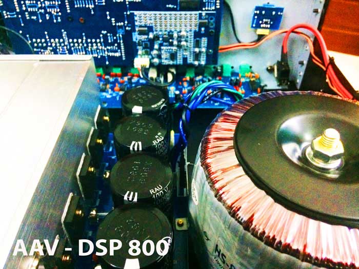 bên trong của amply