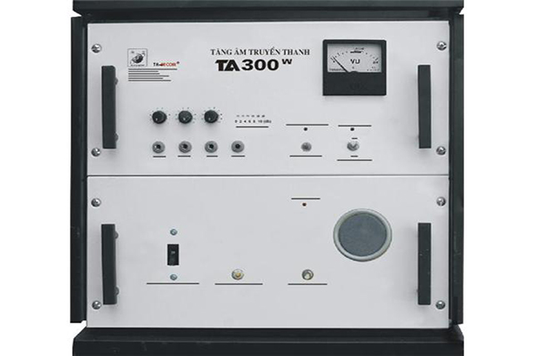 Chọn máy tăng âm truyền thanh cho hệ thống thông báo như thế nào?