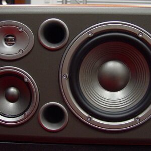 LOA JBL E 50 CHERRY – CHUẨN HÓA ÂM THANH GIA ĐÌNH