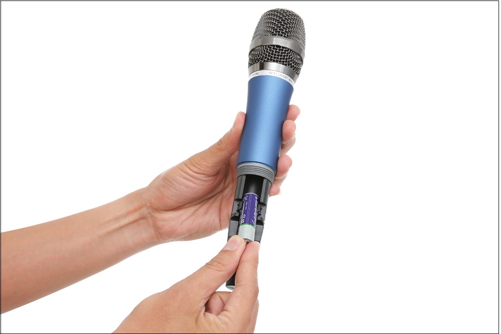 cách sửa micro karaoke không dây hết pin