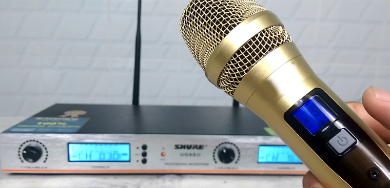 micro karaoke kết nối tivi truyền thống