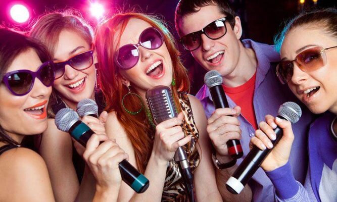 Tiêu chí lựa chọn micro karaoke không dây hay nhất