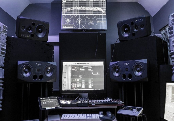 Loa monitor là gì?