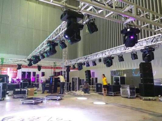 Thi công âm thanh nhà hàng