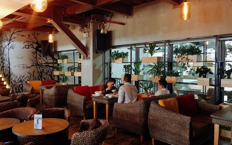 Lắp đặt âm thanh quán bar, cafe